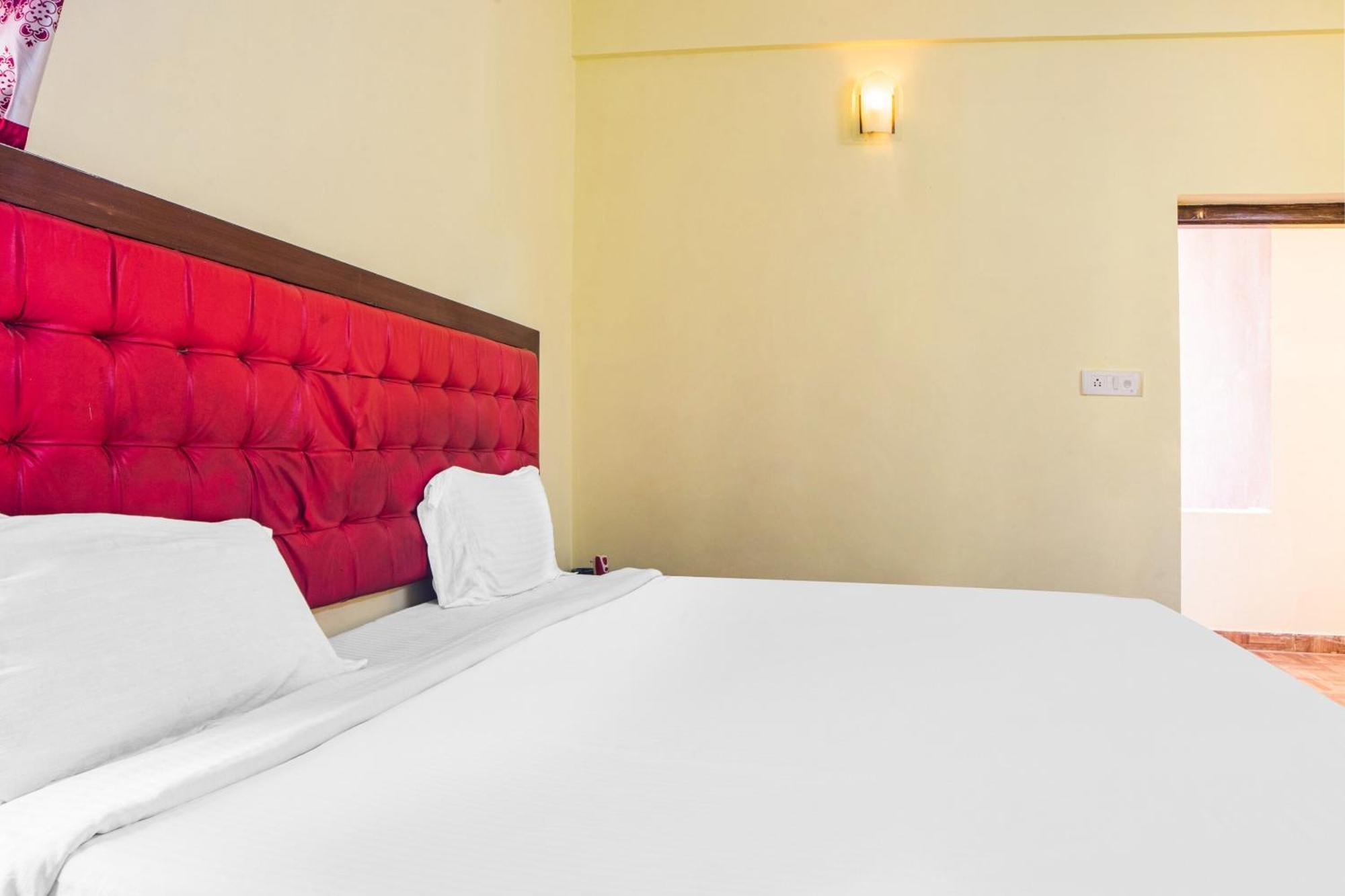 Oyo Surya Garden Retreat 3* Puri